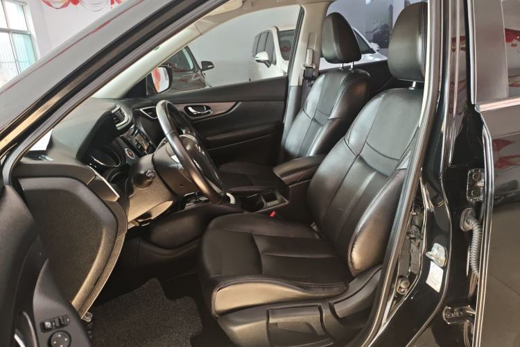 Used Nissan X-Trail 2014 2.0L CVT Comfort Edition 2WD
