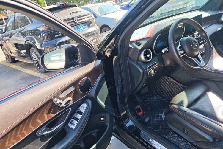 Used Mercedes-Benz GLC 2020 Facelift GLC 260 L 4MATIC Luxury Edition
