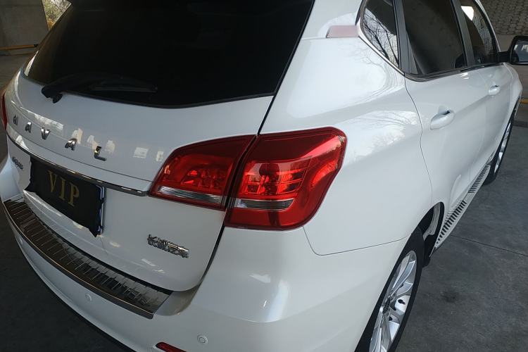 Used Haval H2 2018 Red-Label 1.5T Manual Two-Wheel Drive Elite Model
