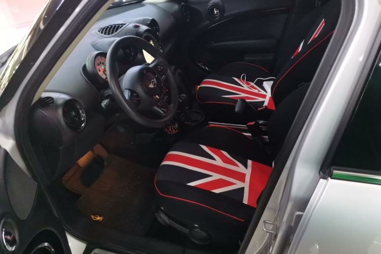 Used  Countryman 2011 1.6L COOPER Fun
