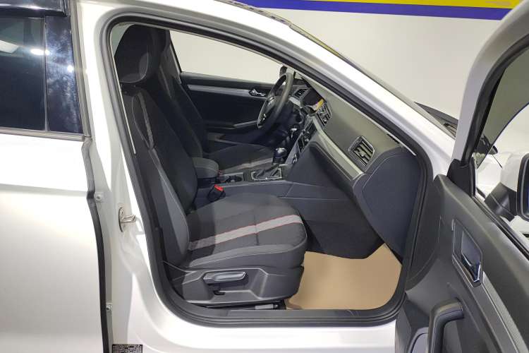 Used Volkswagen Lamando 2019 230TSI DSG Vision Edition China VI Standard
