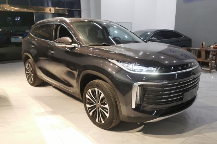 Used  Lingyun 2024 300T Two-Wheel Drive Starlight Edition
