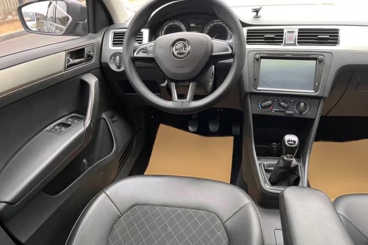 Used Skoda Rapid 2018 1.6L Manual Comfort Edition
