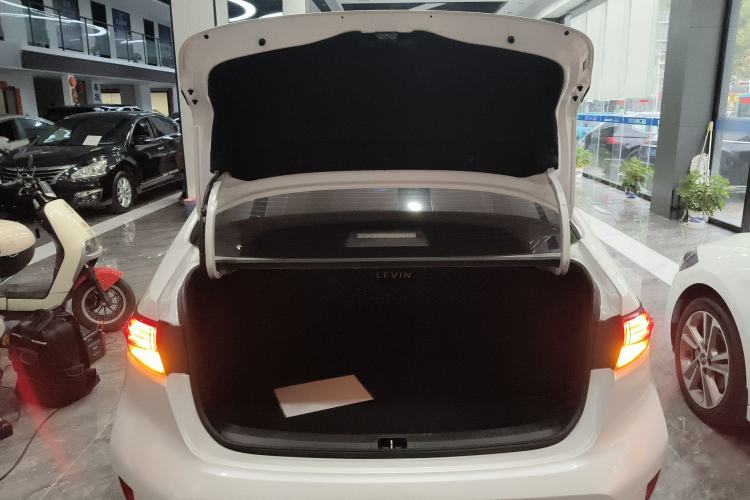 Used Toyota Levin 2021 Dual-Engine 1.8H E-CVT Luxury Edition
