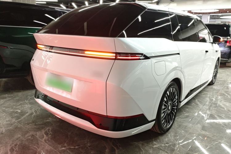 Used XPeng X9 2025 740 Ultra-Long Range Max