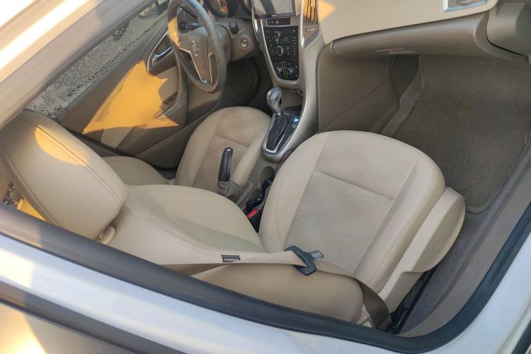 Used Buick GT 2013 GT 1.6L Automatic Fashion Edition
