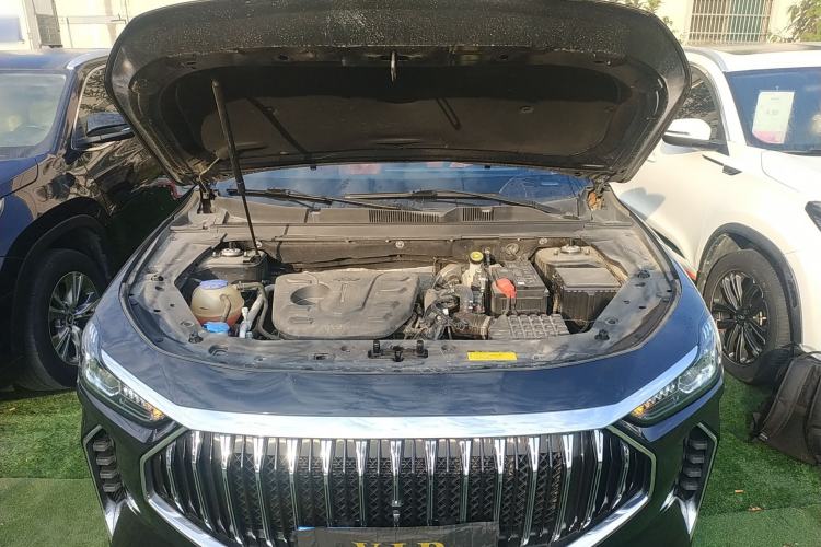 Used JETOUR X70 PLUS 2023 1.5T DCT Brave PLUS 5-Seater
