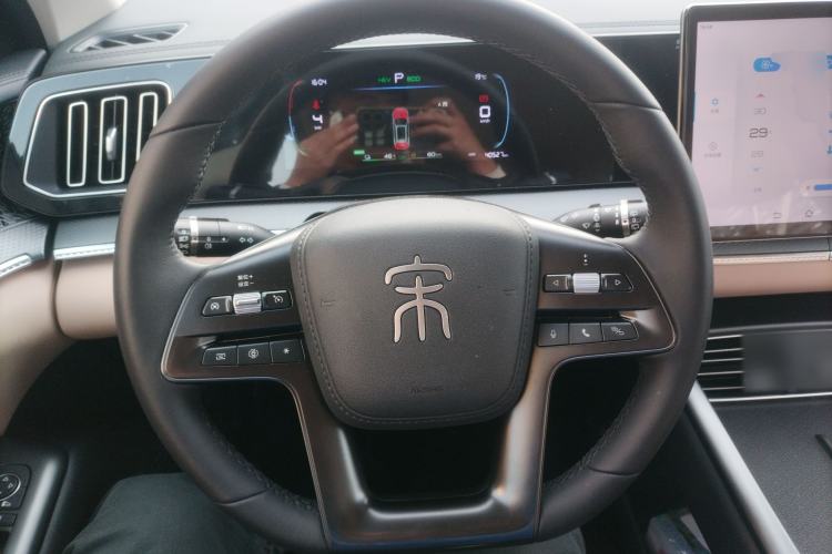 Used BYD Song Pro New Energy 2025 Second-Generation DM-i 75KM Leading Edition
