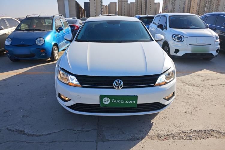 Used Volkswagen Lamando 2015 230TSI DSG Fashion Edition
