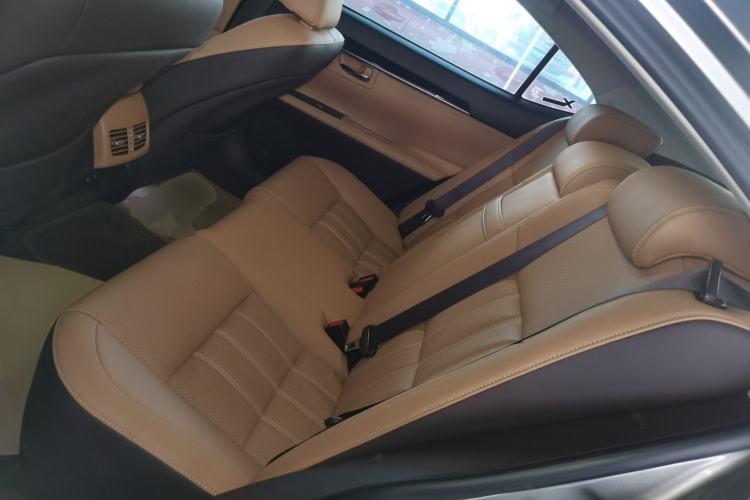 Used Lexus ES 2015 200 Comfort Edition
