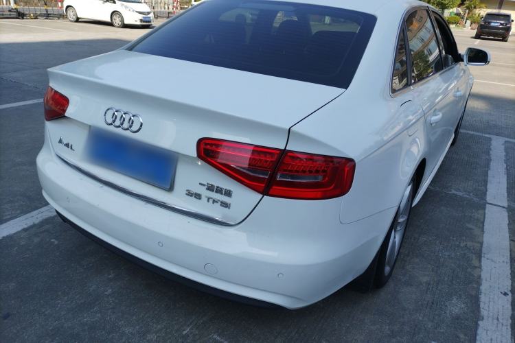 Used Audi A4L 2013 35 TFSI Automatic Standard Model
