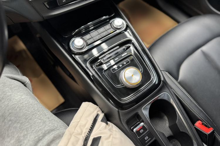 Used Roewe Ei5 2018 Internet Luxury Edition