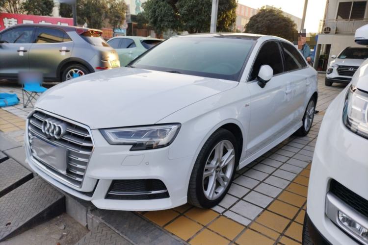 Used Audi A3 2020 Limousine 35 TFSI Fashion Edition China VI Emission Standard