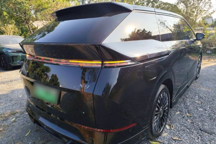 Used XPeng X9 2025 740 Ultra-Long Range Max