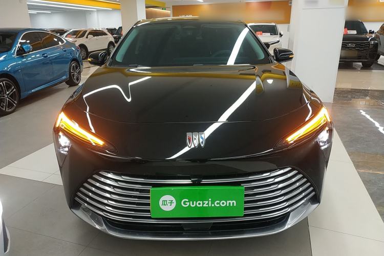 Used Buick LaCrosse 2025 28T Platinum Edition
