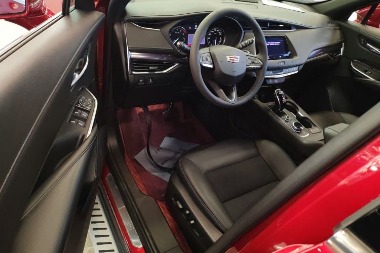 Used Cadillac XT4 2021 28T Two-Wheel Drive Tech Edition
