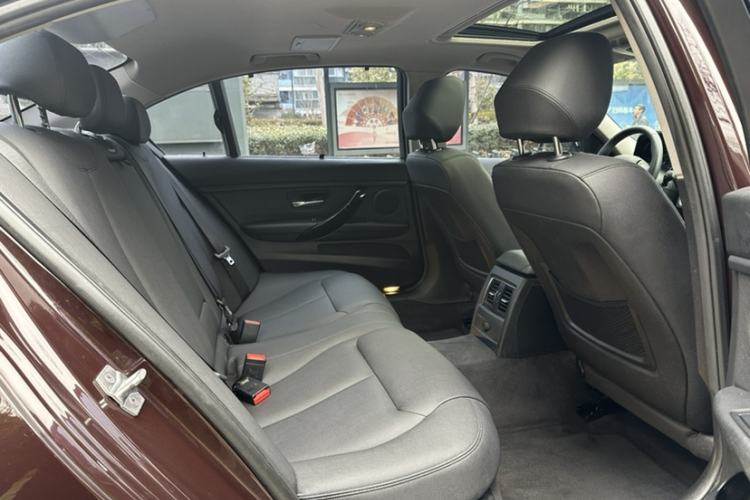 Used BMW 3 Series 2017 320Li Fashion Model
