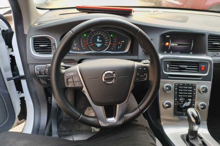 Used Volvo S60 2019 S60L Facelift T5 Intelligent Advanced Edition
