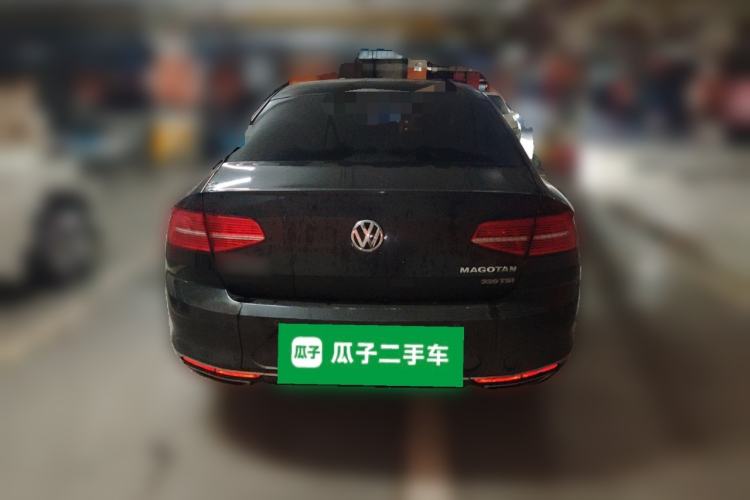 Used Volkswagen Magotan 2017 330TSI DSG Luxury Model
