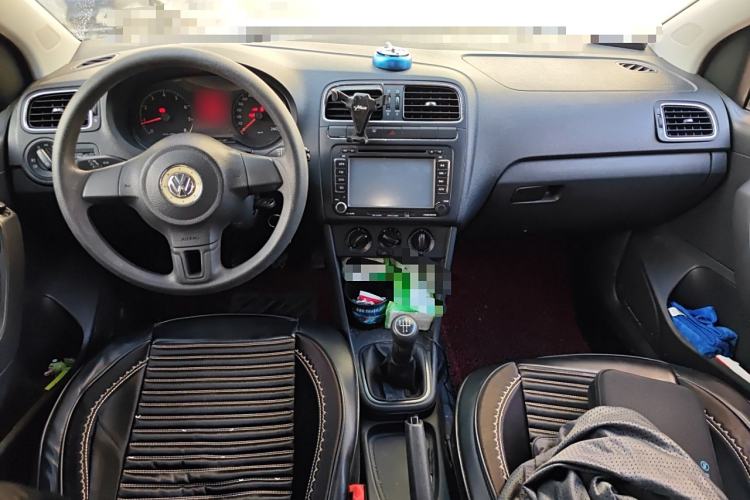 Used Volkswagen Polo 2013 1.6L Manual Comfort Edition
