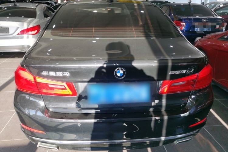 Used BMW 5 Series 2019 Facelifted 525Li Luxury Package
