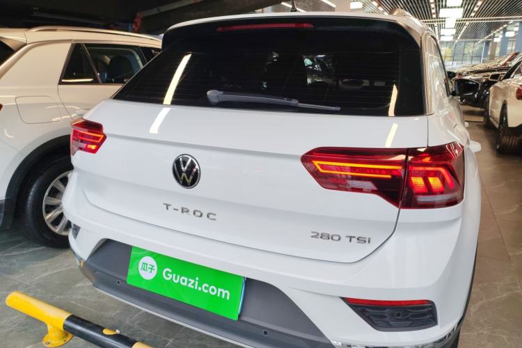 Used Volkswagen T-ROC 2021 280TSI DSG Two-Wheel Drive Comfort Connect 30th Anniversary Edition