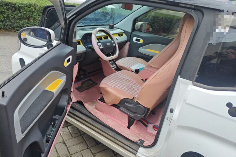 Used Chery QQ Ice Cream 2022 120km Conical Shape Lithium Iron Phosphate