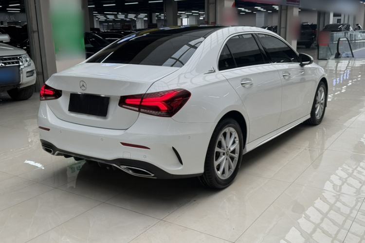 Used Mercedes-Benz A-Class 2020 Restyled A 200 L Sport Sedan Fashion Version
