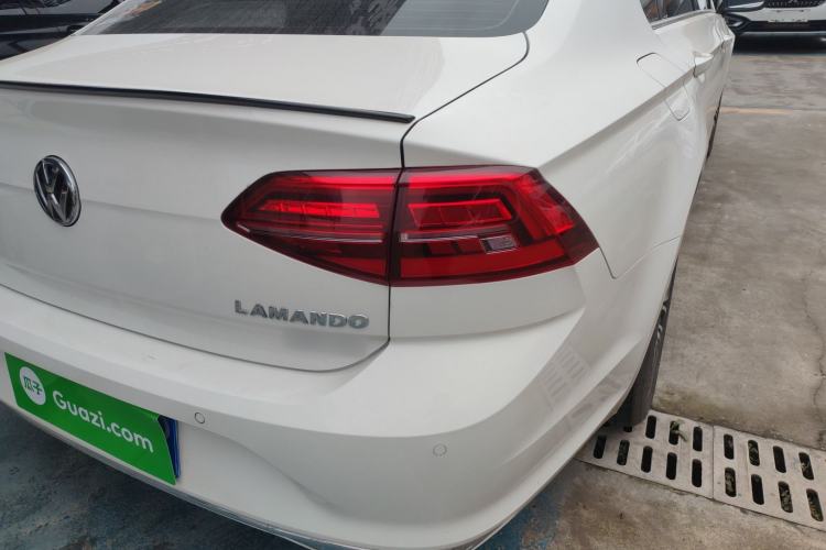 Used Volkswagen Lamando 2019 280TSI DSG Luxury Edition China VI Standard