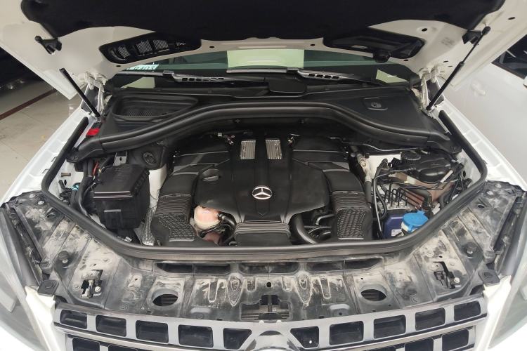 Used Mercedes-Benz M-Class 2015 ML 320 4MATIC
