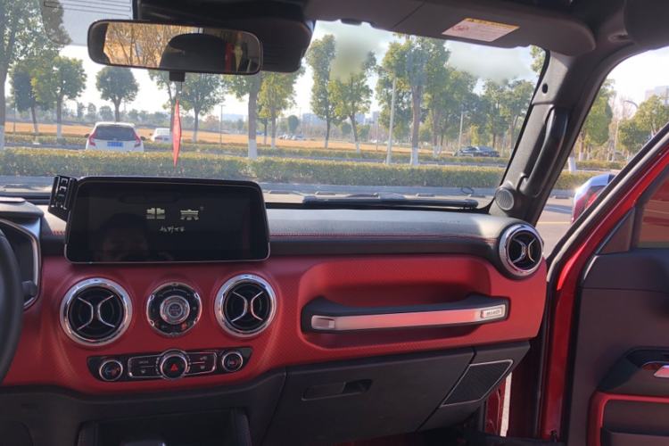 Used BAIC Off-Road BJ40 2019 PLUS 2.3T Automatic Four-Wheel Drive Premium Edition China VI