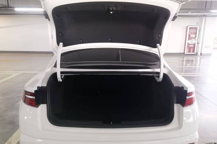 Used Geely Auto Preface 2023 2.0TD Luxury Version
