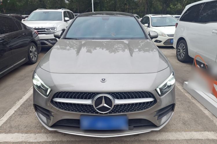 Used Mercedes-Benz A-Class 2022 Revised Version A 200 L Sport Sedan Fashionable Style