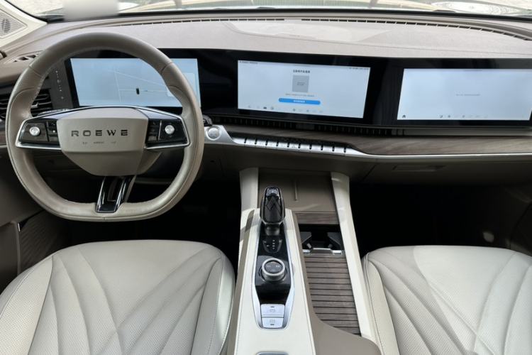 Used Roewe RX9 2023 2.0T Two-Wheel Drive Enjoyment Version
