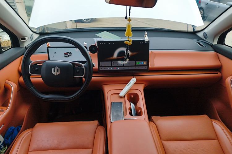 Used Leapmotor C16 2024 Range-Extended 200 Luxury Edition