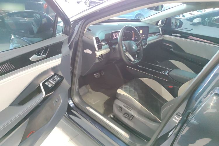 Used Volkswagen ID.6 CROZZ 2022 Long-Range PRO Edition
