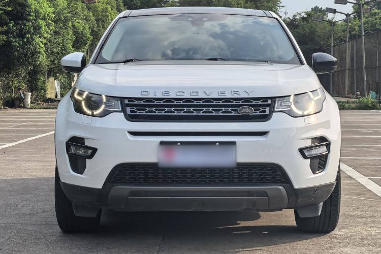 Used Land Rover Discovery Sport 2019 240 PS SE Version China VI Standard
