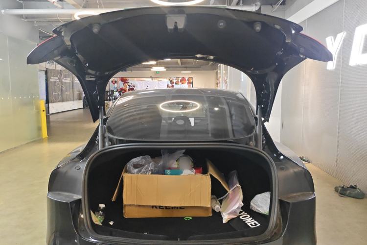 Used Tesla Model 3 2023 Long-Range All-Wheel-Drive Version
