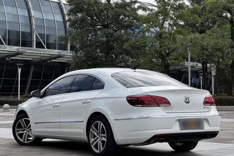 Used Volkswagen FAW-Volkswagen CC 2015 1.8TSI Luxury Model
