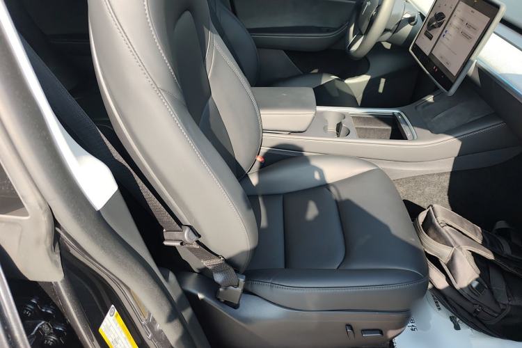 Used Tesla Model Y 2024 Rear-Wheel-Drive Version