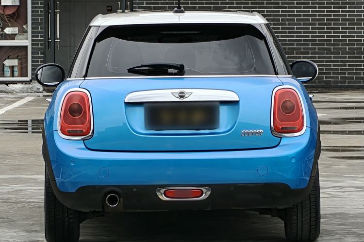 Used  MINI 2016 1.5T COOPER Five-Door Edition
