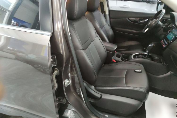 Used Nissan X-Trail 2019 2.0L CVT Smart Connect Comfort Edition 2WD