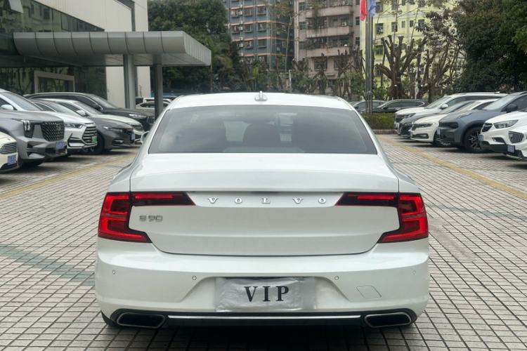 Used Volvo S90 2018 T4 Zhiyuan Edition