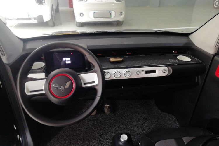 Used Wuling Hongguang MINIEV 2022 GAMEBOY 300km Enthusiast Model with Lithium Iron Phosphate
