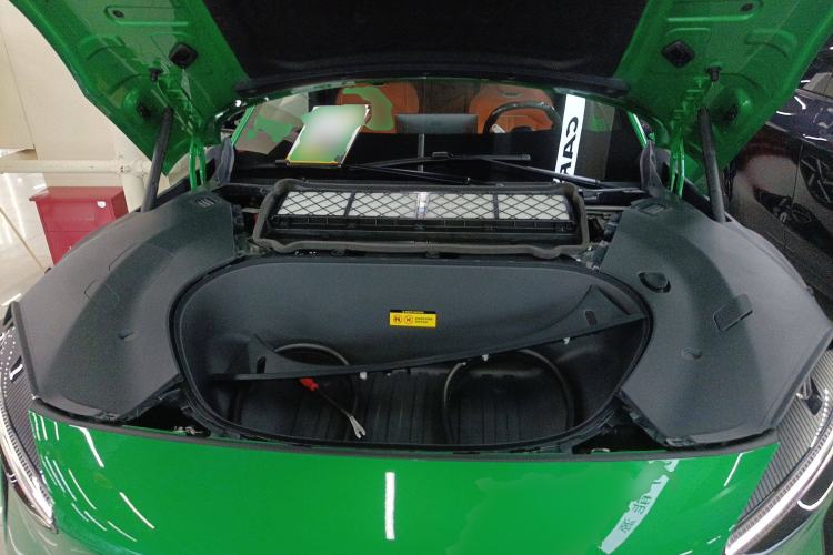 Used  YU7 2025 Ultra-Long Range High-Performance All-Wheel-Drive Max Edition
