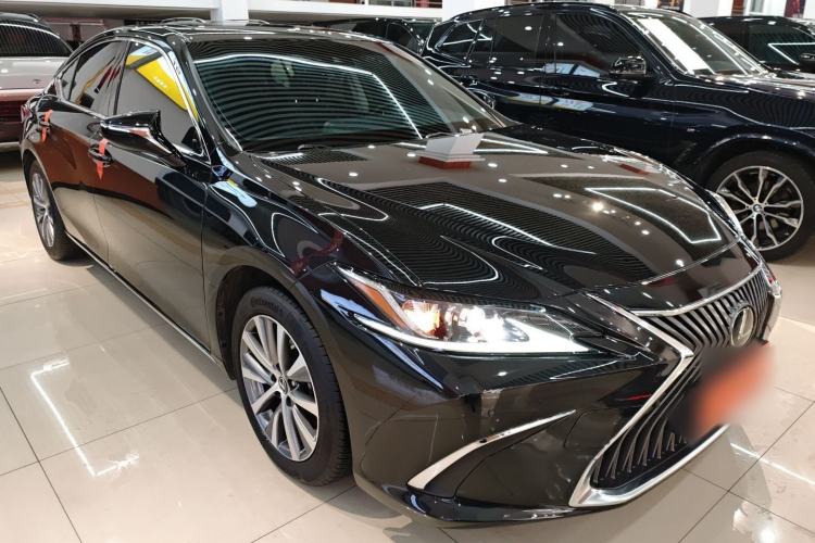 Used Lexus ES 2018 200 Excellence Edition China V Standard
