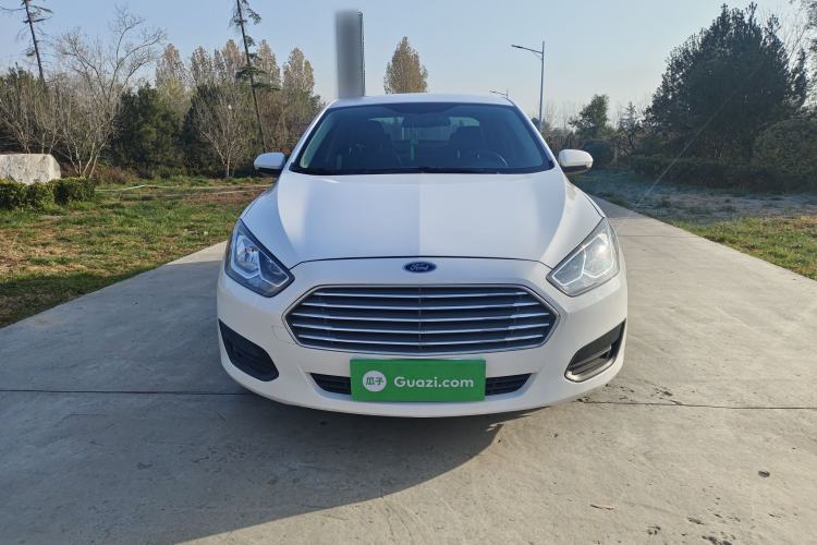 Used Ford Escort 2019 Revised 1.5L Automatic ZhiXiang Version (Tire Pressure Monitoring) China VI Standard