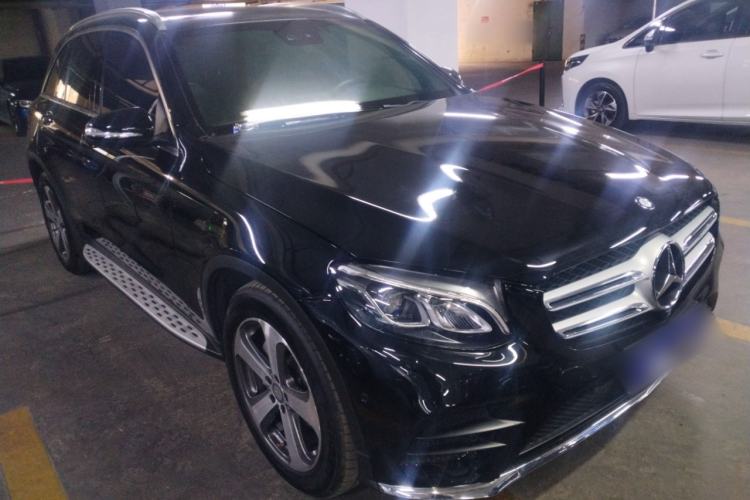 Used Mercedes-Benz GLC 2017 GLC 260 4MATIC Luxury Model