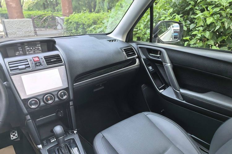 Used Subaru Forester 2018 2.0i Fashion Navigation Edition
