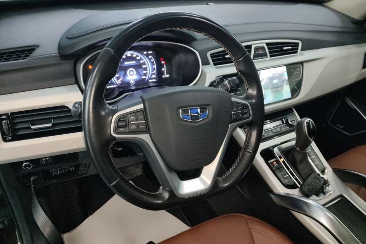 Used Geely Auto Emgrand X7 Sport 2018 1.8TD Automatic Two-Wheel Drive ZhiZun Model with 4G Connectivity